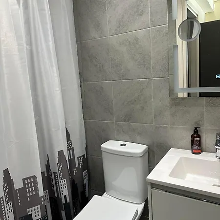 Peter's Place Apartment *